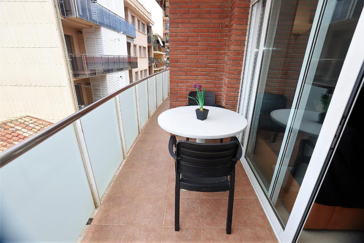 Apartamento Placa Jardi Калафель Екстер'єр фото