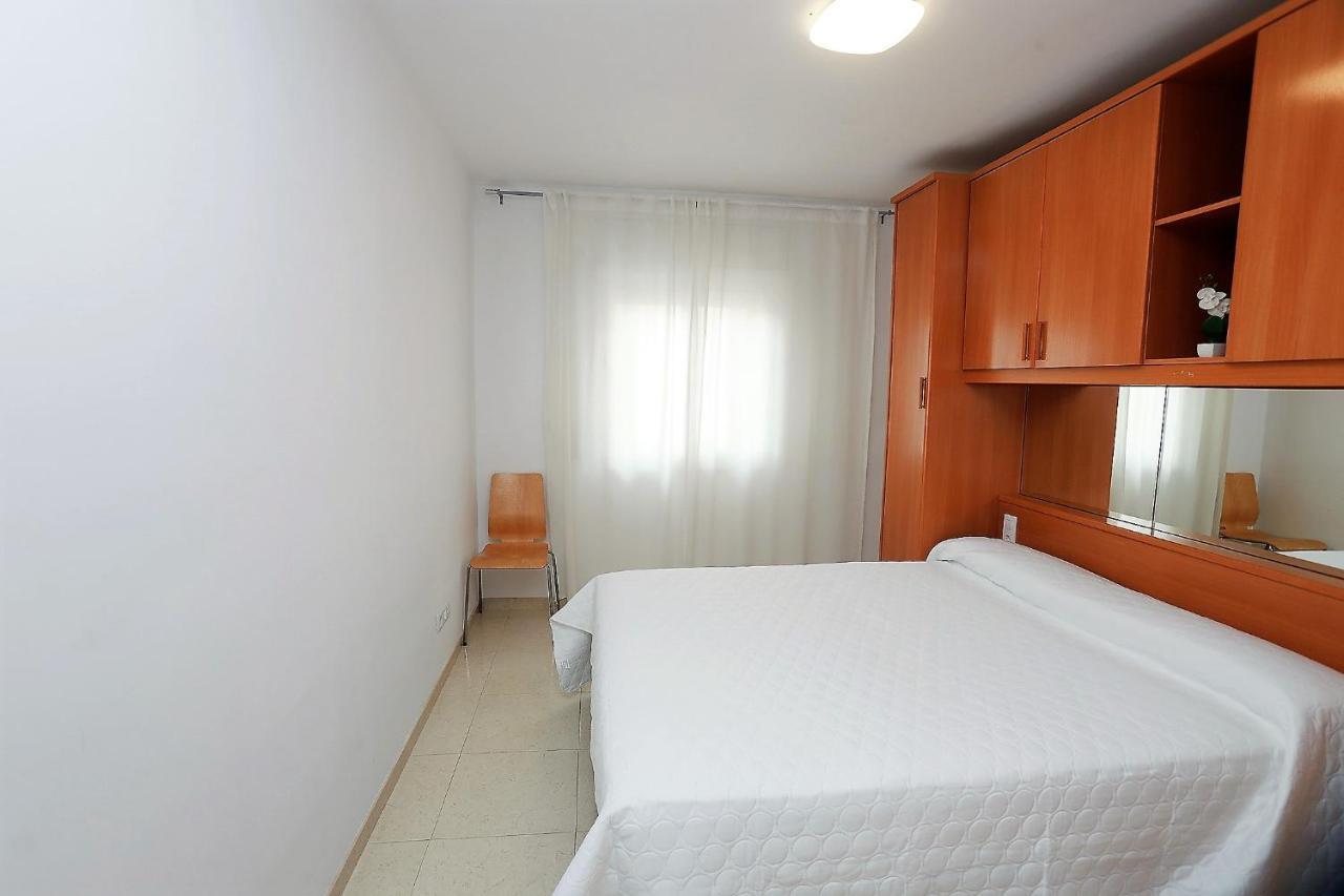 Apartamento Placa Jardi Калафель Екстер'єр фото